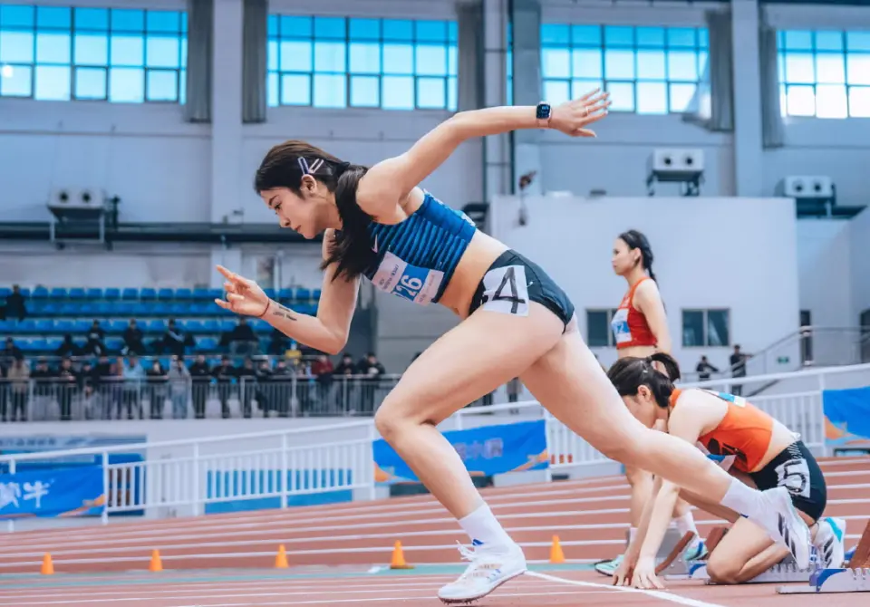 div, 她都是很有