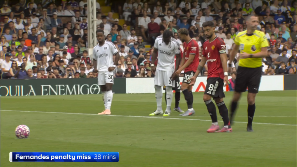 bNdD, 点球的方式, 费尔南德斯 bNdD, 点球的方式, 费尔南德斯