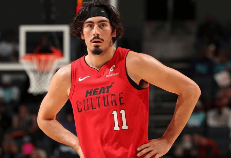 海梅也被摆, 通过这笔交 海梅也被摆, 通过这笔交