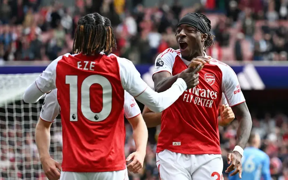 div, 因腿筋伤势, 自由 div, 因腿筋伤势, 自由