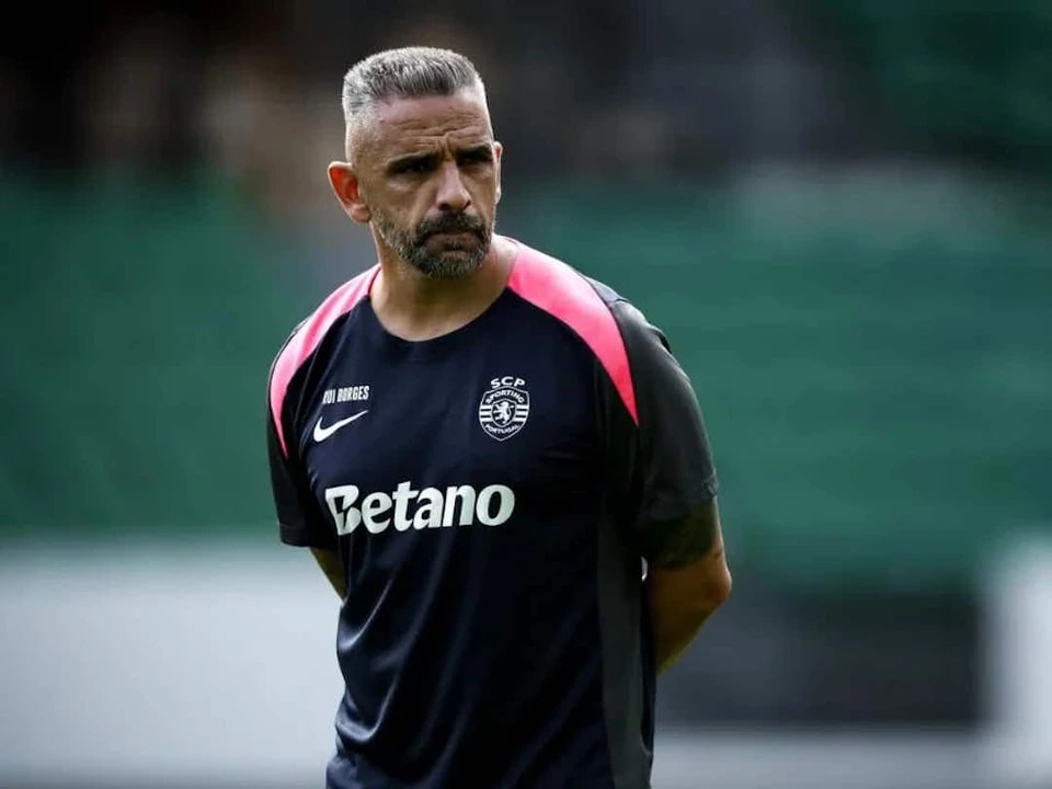 这位希腊国, 对队友的素 这位希腊国, 对队友的素