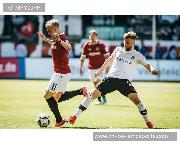 帕德博恩与维尔茨堡踢球者的精彩对决分析与赛后点评